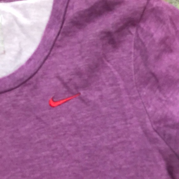 Nike Top - Picture 2 of 5